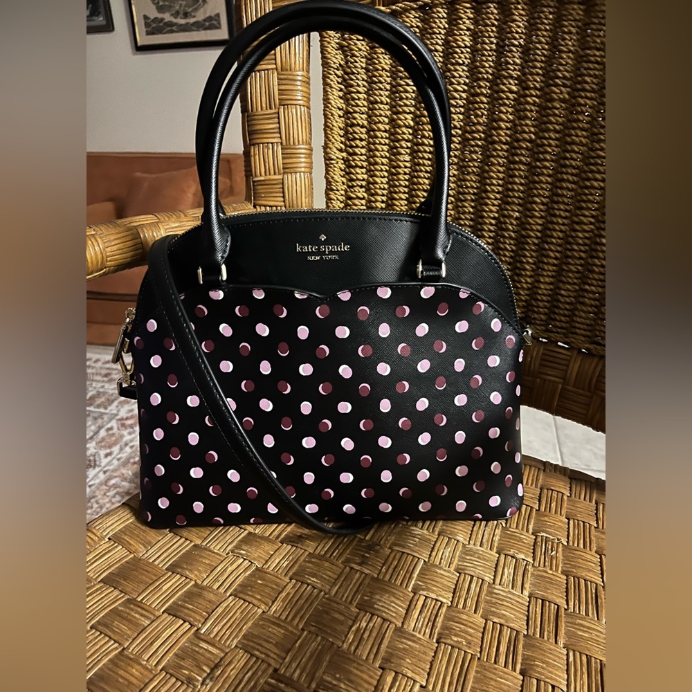 FLASH SALE on all my Kate Spade bags in my closet !!!!! 🏃‍♀️ 💕